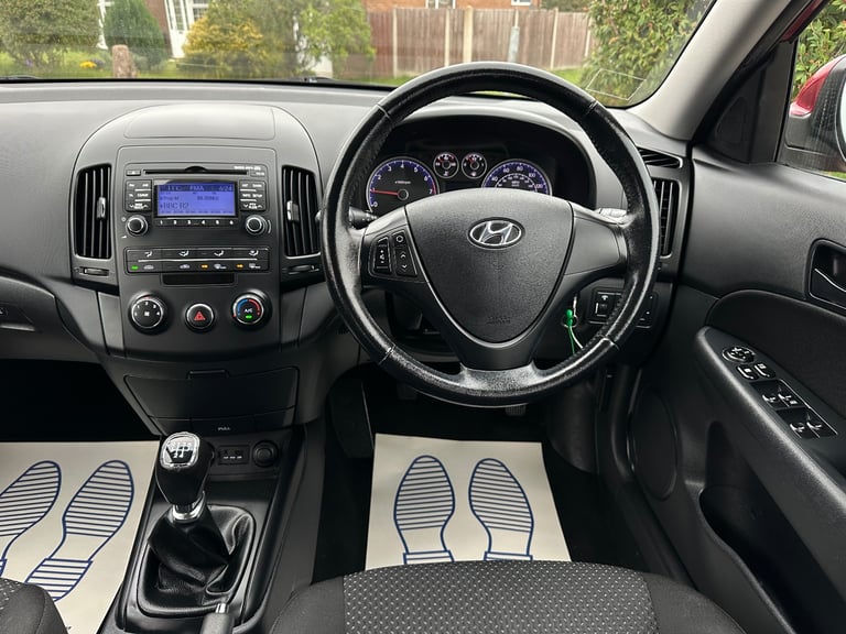 Hyundai, I30, Hatchback, 2011, Manual, 1396 (cc), 5 doors With Full Service History 