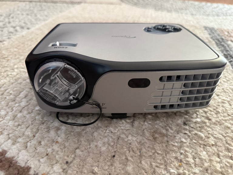image for Optoma projector 