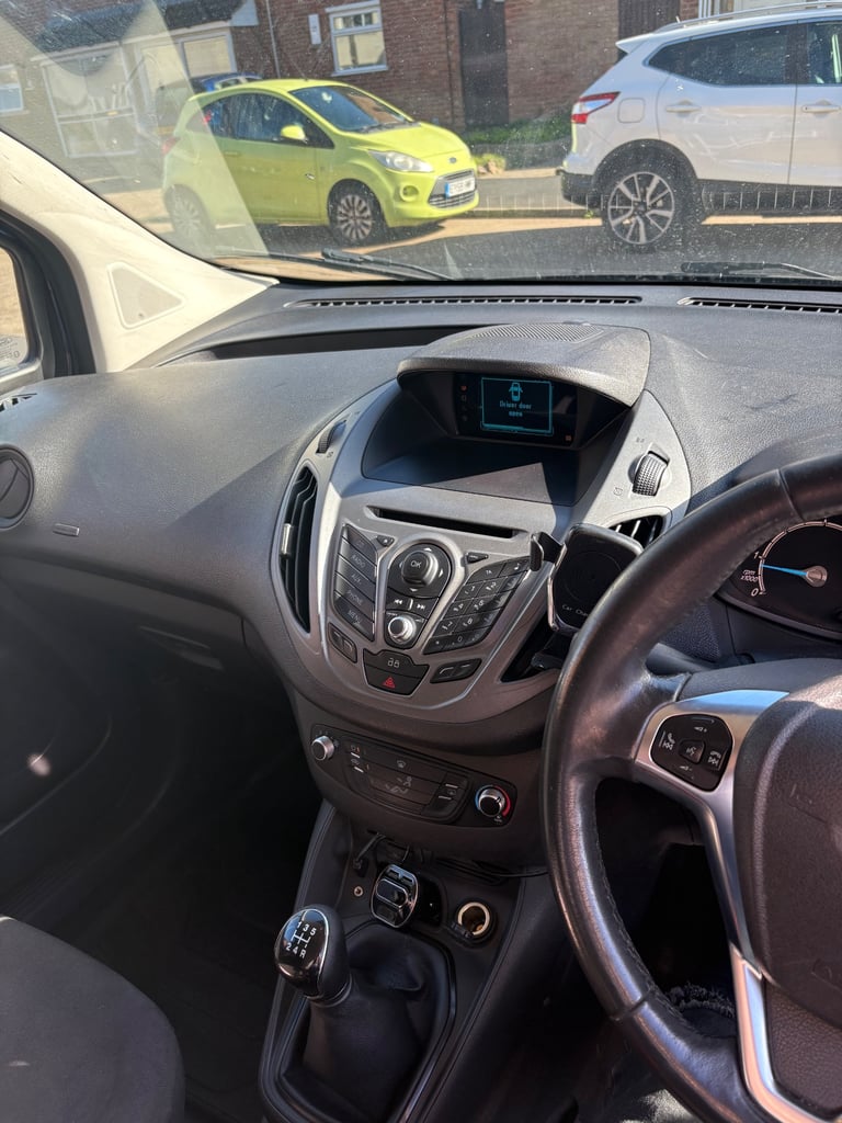 Ford, TRANSIT COURIER, Panel Van, 2015, Manual, 1562 (cc)