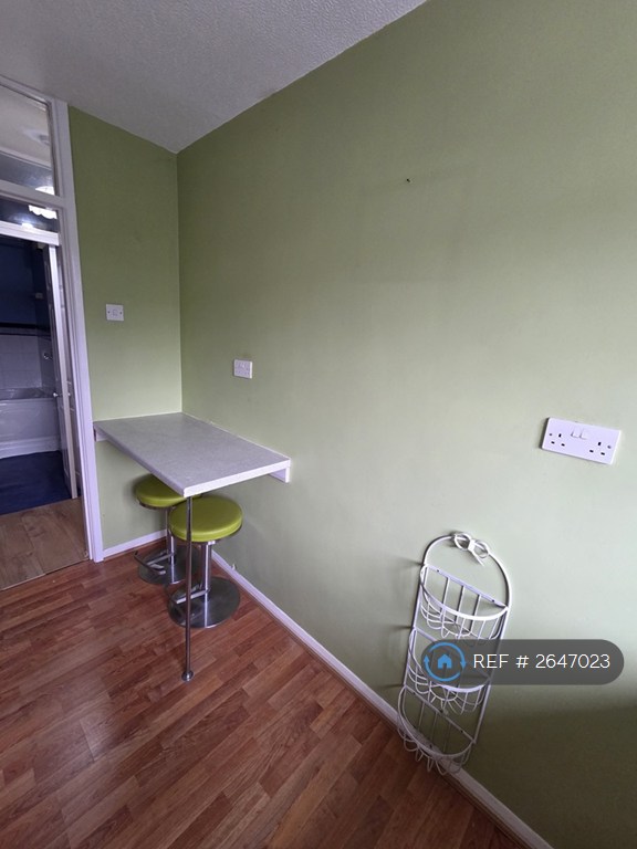 1 bedroom flat in Arden Drive, Birmingham, B26 (1 bed) (#2647023)