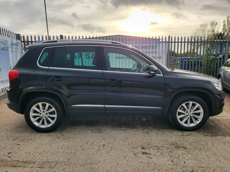 2013 Volkswagen Tiguan 2.0 TDi BlueMotion Tech SE 5dr DSG ESTATE Diesel Automatic
