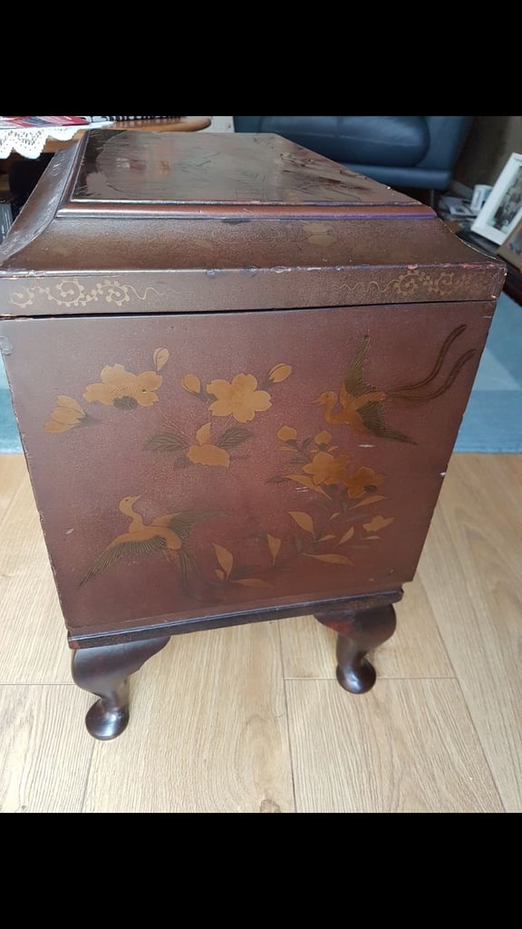 Antique Japanese Makie Lacquer Box C1880 MEIJI PERIOD