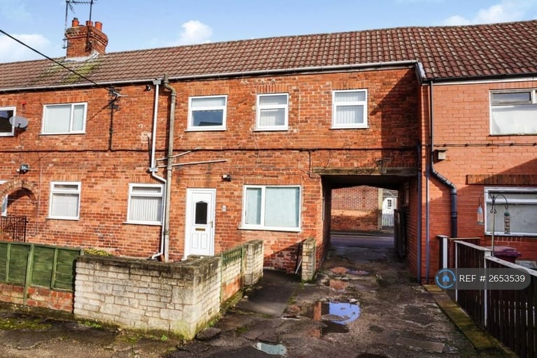 3 bedroom house in Fox Road, Whitwell, Worksop, S80 (3 bed) (#2653539)