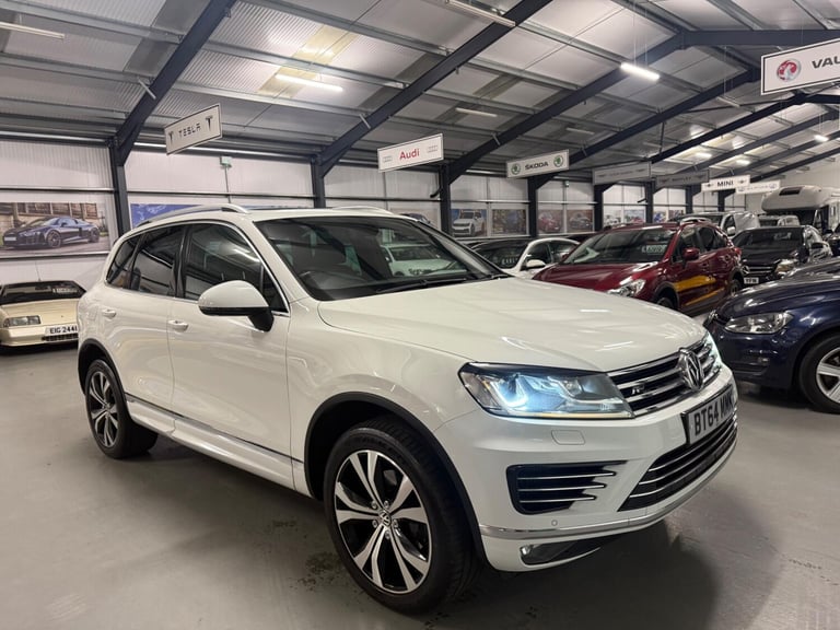 2014 Volkswagen Touareg 3.0 TDI V6 BlueMotion Tech R-Line Tiptronic 4WD Euro 6 (s/s) 5dr ESTATE D...
