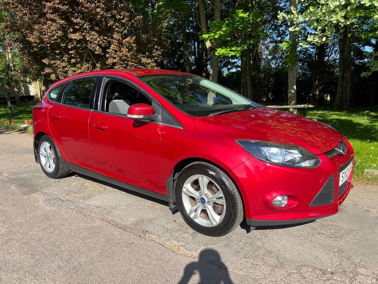 2012 Ford Focus 1.6 TDCi Zetec Euro 5 (s/s) 5dr HATCHBACK Diesel Manual