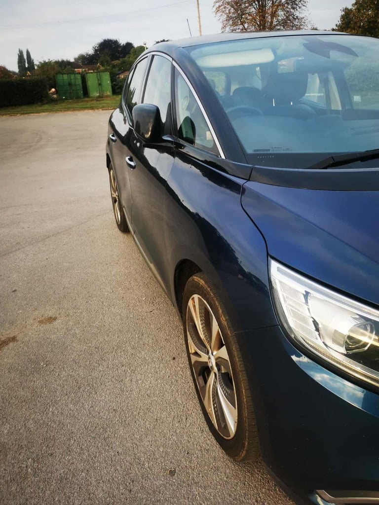 Renault scenic 