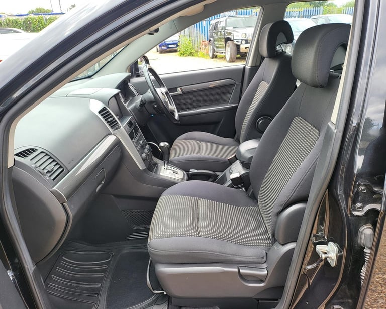 2010 CHEVROLET CAPTIVA 2.0 VCDi LT 5 DOOR 7 SEATER AUTOMATIC BLACK