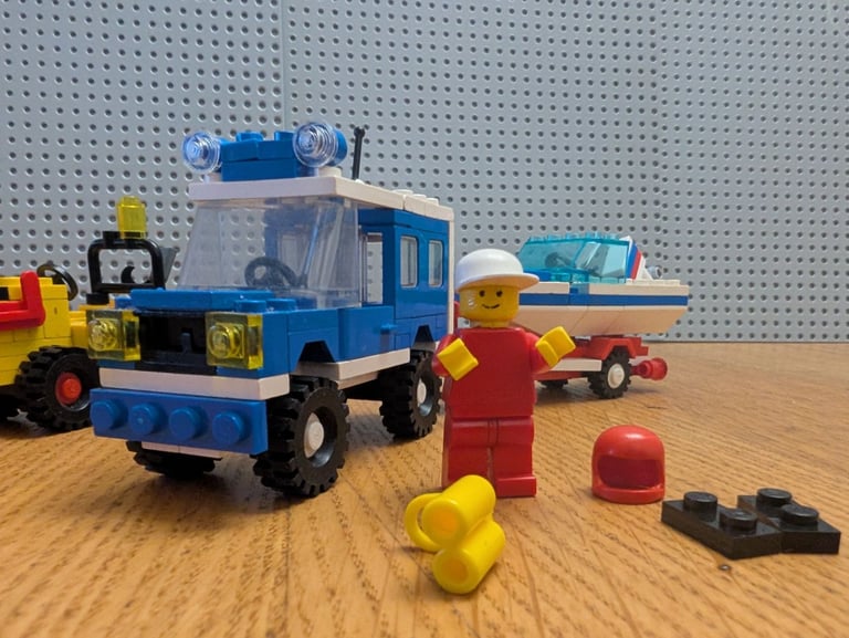 Lego 6698 RV Speed Boat / Lego 6693 Bin Lorry / Lego 6630 Bucket Loader. Complete.