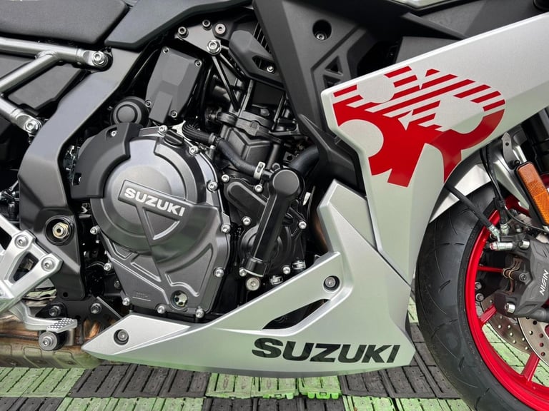 2025 Suzuki GSX-8R 800 Euro 5