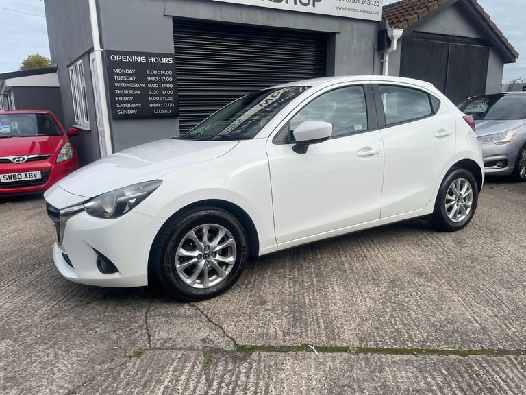 2016 Mazda Mazda2 Se-l Hatchback Petrol Manual