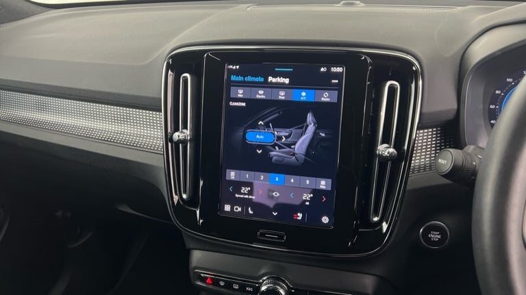 2024 Volvo XC40 Plus, B3 Mild hybrid, Petrol, Dark Estate Petrol Automatic