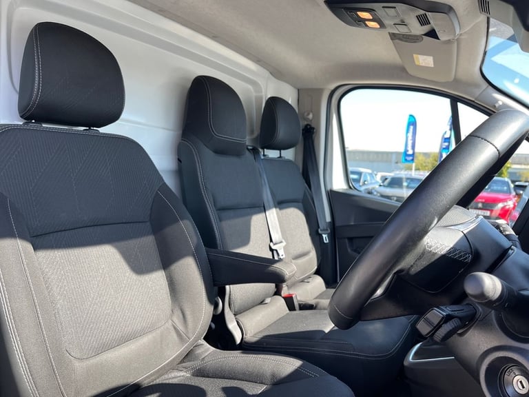  Nissan Primastar 2.0 Dci 28 Tekna Panel Van 5dr Diesel Manual L1 H1 Euro 6 s/s