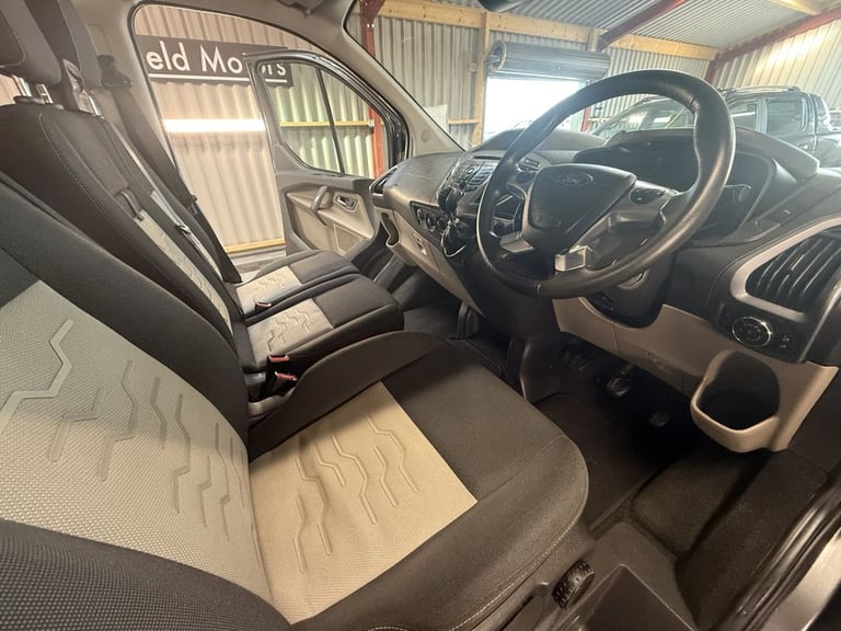 2017 Ford Transit Custom 2.0 TDCi 310 Limited Crew Cab Van 5dr Diesel Manual L1 H1 (163 g/km, 128...