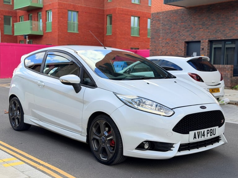2014 Ford Fiesta 1.6 EcoBoost ST-2 3dr HATCHBACK Petrol Manual