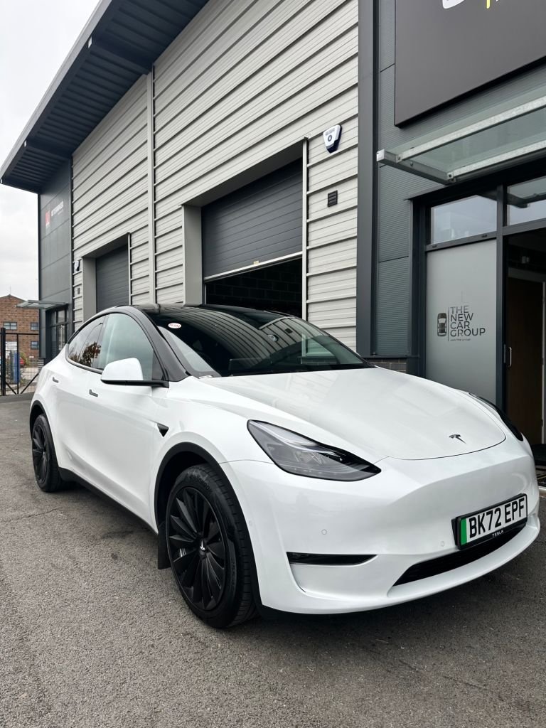 image for 2022 Tesla Model Y Long Range AWD 5dr Auto MPV ELECTRIC Automatic