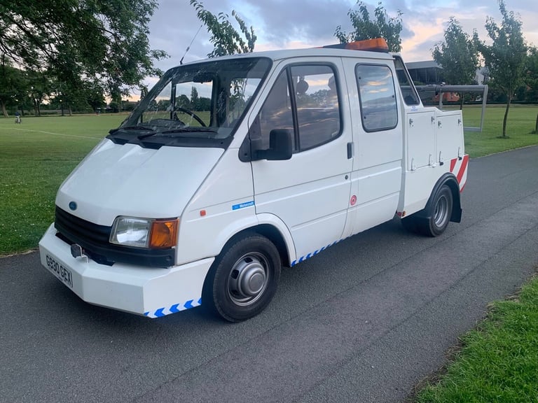 1989 Ford Transit Spec Lift Recovery Truck
