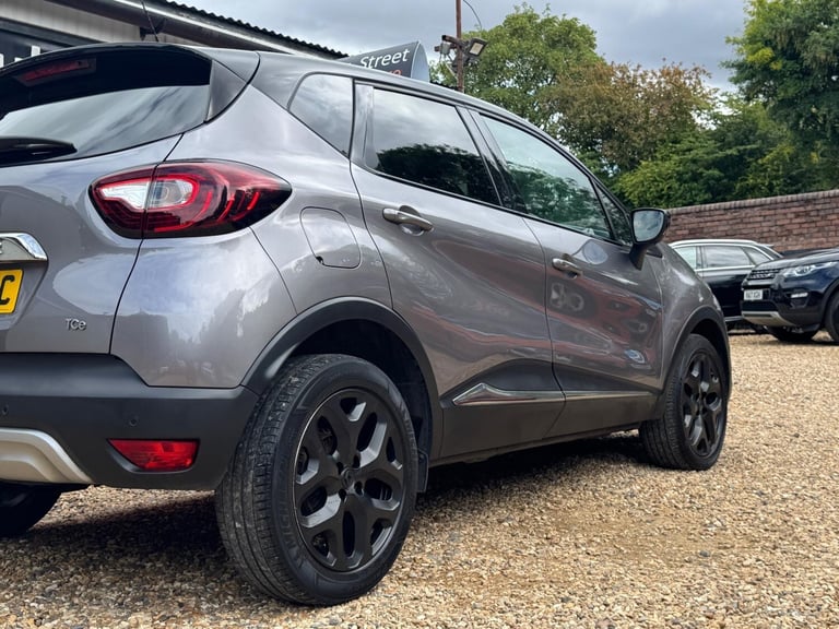 2017 Renault Captur 0.9 TCe ENERGY Dynamique S Nav Euro 6 (s/s) 5dr HATCHBACK Petrol Manual
