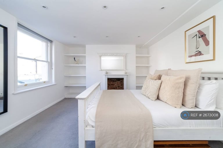 3 bedroom flat in Hill Rise, Richmond, TW10 (3 bed) (#2673008)