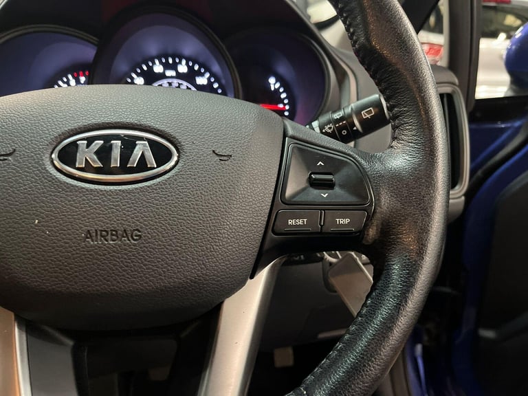 2012 Kia Rio 1.25 2 5dr HATCHBACK PETROL Manual