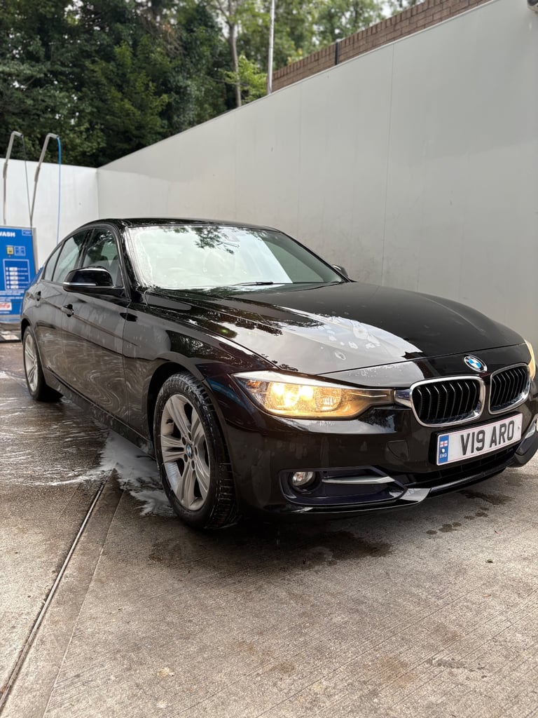 BMW, 3 SERIES, Saloon, 2014, Manual, 1995 (cc), 4 doors