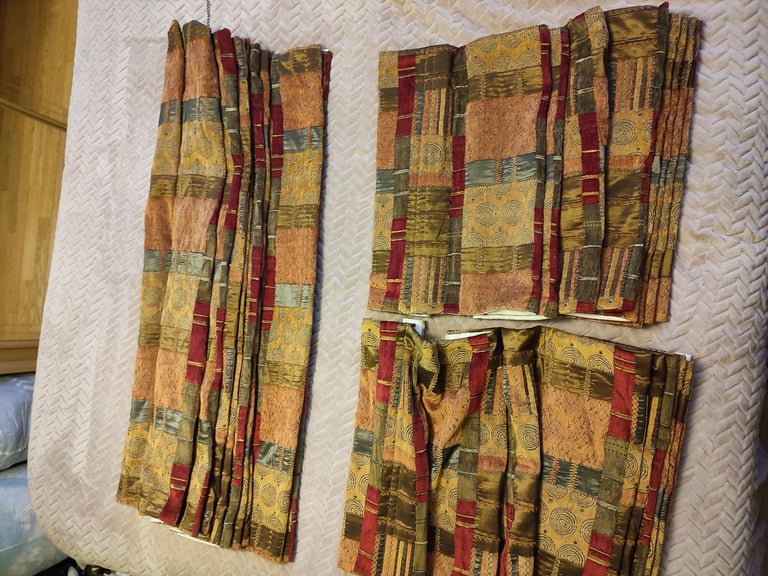 Moroccan style Bay window Roman blinds drop max 3m