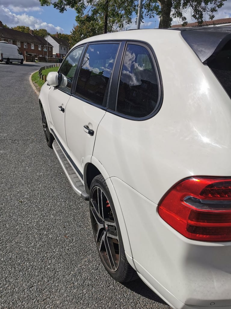 Porsche, CAYENNE, Estate, 2009, Semi-Auto, 2967 (cc), 5 doors