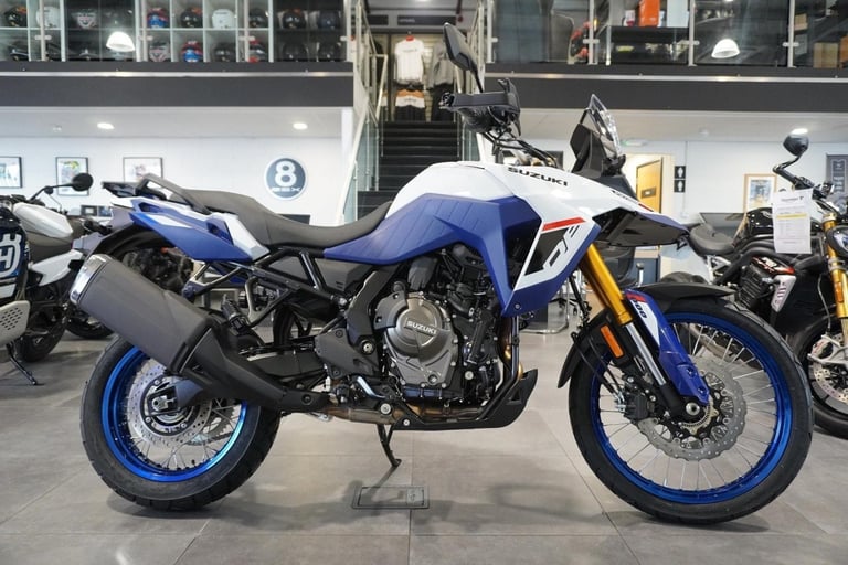 Suzuki V-Strom 800 DE, 2025, Pearl Tech White. IN STOCK NOW