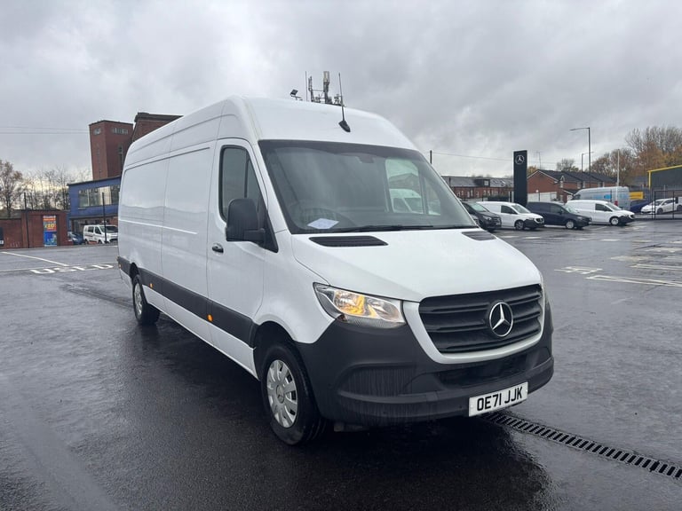 2022 Mercedes-Benz Sprinter 3.5t H2 Premium Van PANEL VAN DIESEL Manual