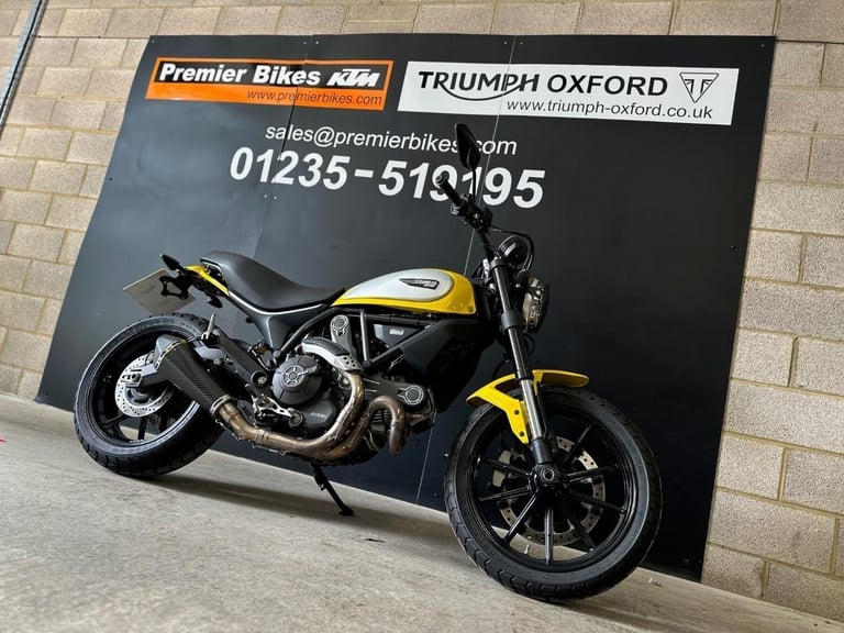 STUNNING LOW MILEAGE 2015/15 DUCATI SCRAMBLER ICON MOTORCYCLE