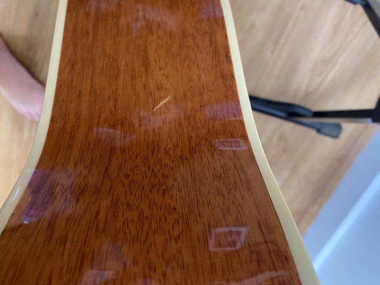 Left-Handed Acoustic Guitar (Alvarez)