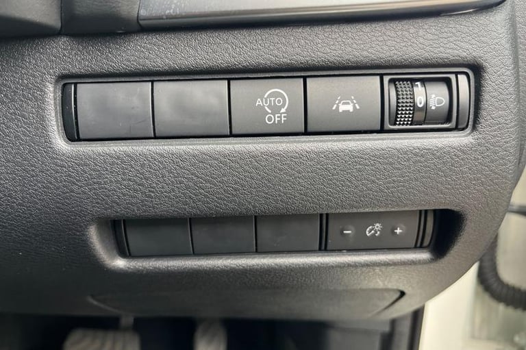 2022 Nissan Qashqai 1.3 DiG-T MH 158 Acenta Premium 5dr Xtronic HATCHBACK PETROL Automatic