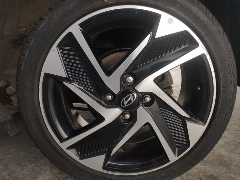 2023 Hyundai i10 1.0 Premium Euro 6 (s/s) 5dr HATCHBACK Petrol Manual