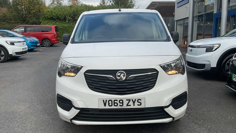 2019 Vauxhall Combo 2300 1.5 Turbo D 100ps H1 Sportive Van PANEL VAN DIESEL Manual