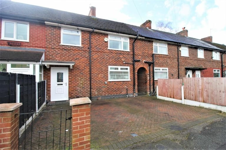 Hillend Road, Manchester, M23
