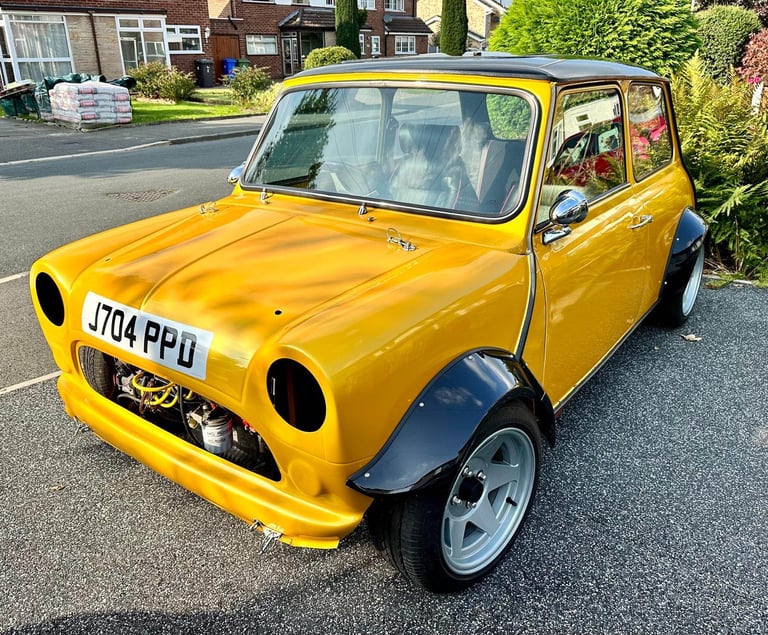 Mini cooper 1380 .