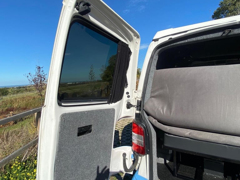 2010 Volkswagen Transporter 5 Belts, 4 Berth Campervan