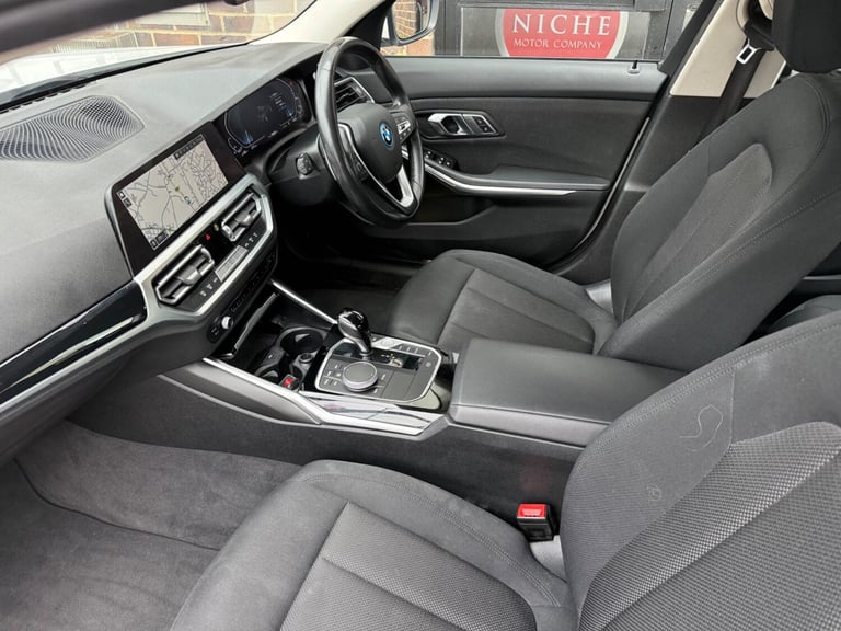 2021 BMW 3 Series 2.0 330e 12kWh SE Pro Auto Euro 6 (s/s) 4dr SALOON Petrol/Electric Hybrid Autom...