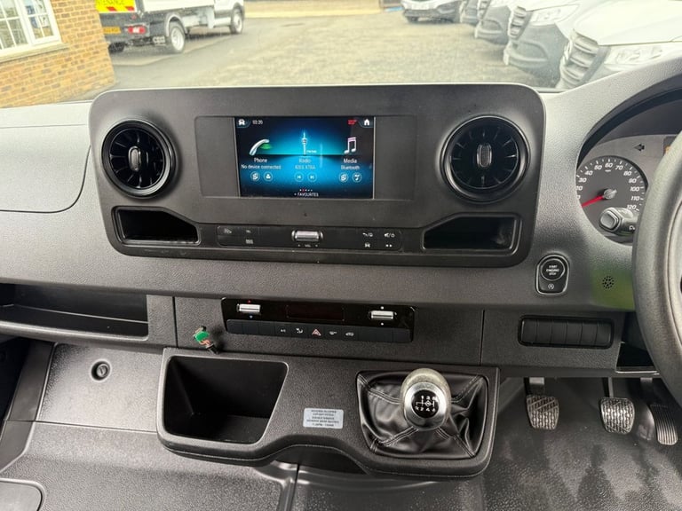 2020 Mercedes-Benz Sprinter 3.5t H2 Van PANEL VAN DIESEL Manual