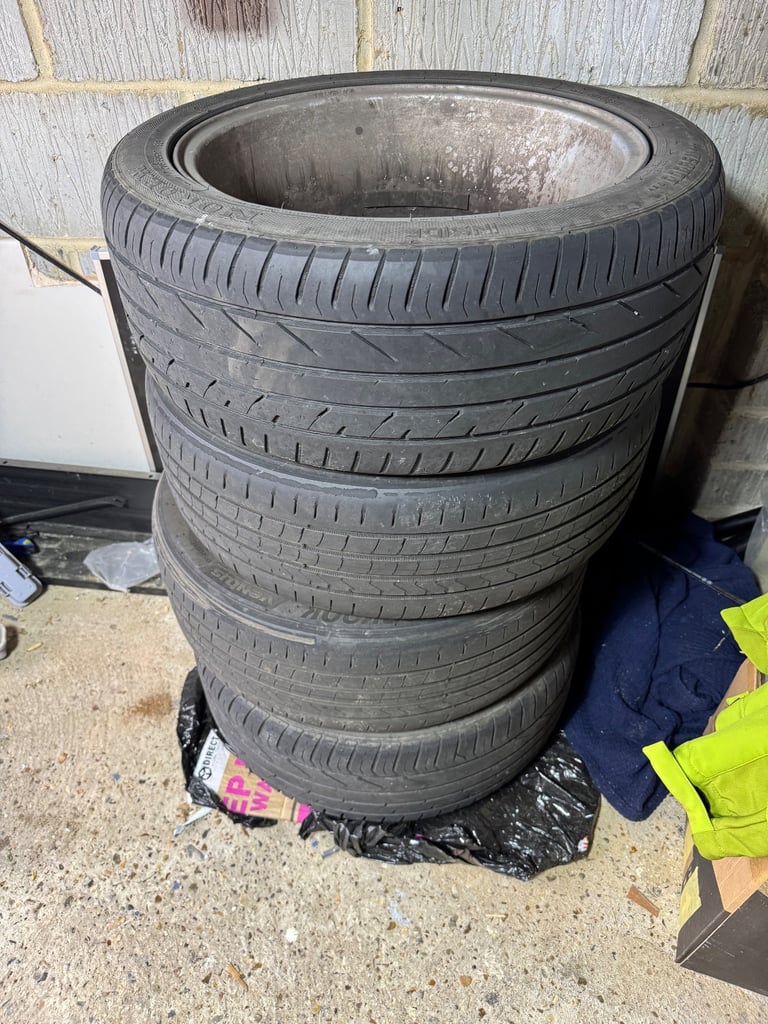 Volvo MANNAN 17” Alloy wheel set 7J 17 205/50/17