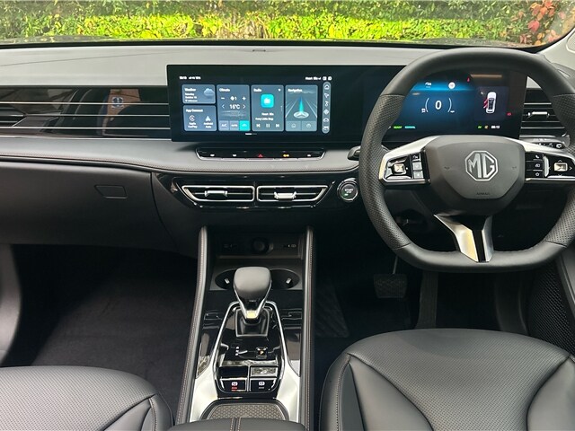 2025 MG MG HS 1.5 T-GDI Hybrid+ Trophy 5dr Auto Hatchback Hybrid Automatic