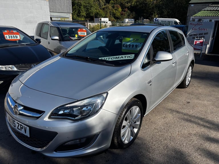 image for 2015 Vauxhall Astra 1.6 16v Elite Auto Euro 5 5dr HATCHBACK Petrol Automatic