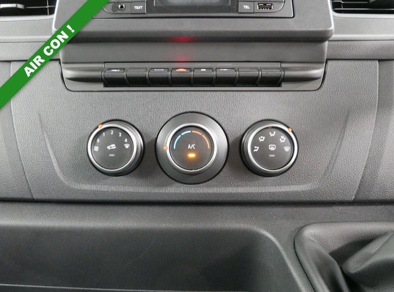 71 RENAULT MASTER 2.3 DCI 135 BHP L2 H2 MEDIUM BUSINESS + ( AIR CON )