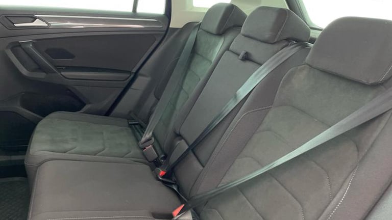 2019 Volkswagen Tiguan 2.0 TDi 150 4Motion SEL 5dr DSG ESTATE DIESEL Automatic