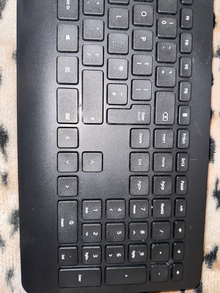 Microsoft 1738 Wireless DESKTOP  keyboard (900)  -KEYBOARD