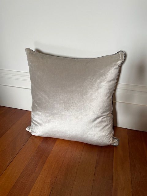 Laura Ashley Nigella Velvet Cuhsions