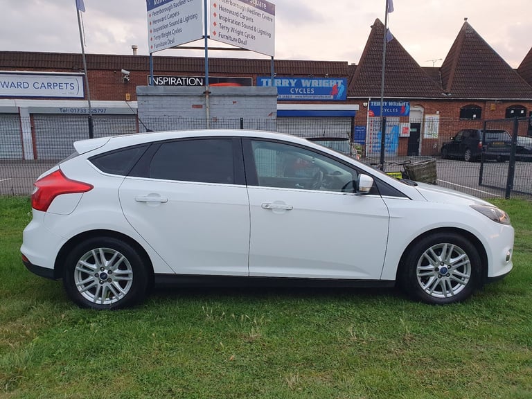 Ford FOCUS Titanium 1.0 Ecoboost, 2013, Manual, 5 doors