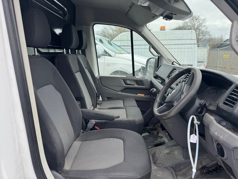 Volkswagen crafter lwb 2.0 tdi 2017 white BREAKING FOR PARTS 