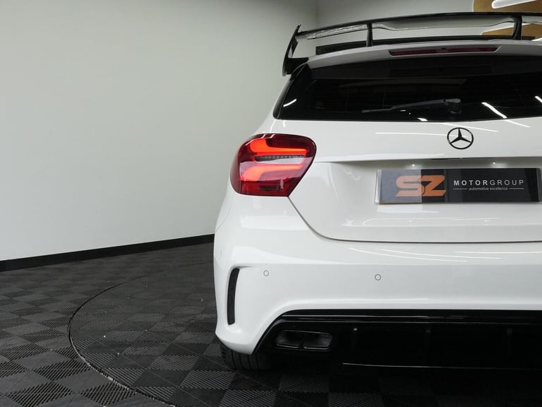 2016 Mercedes-Benz A-Class 1.6 A180 AMG Line (Premium Plus) Euro 6 (s/s) 5dr HATCHBACK Petrol Manual