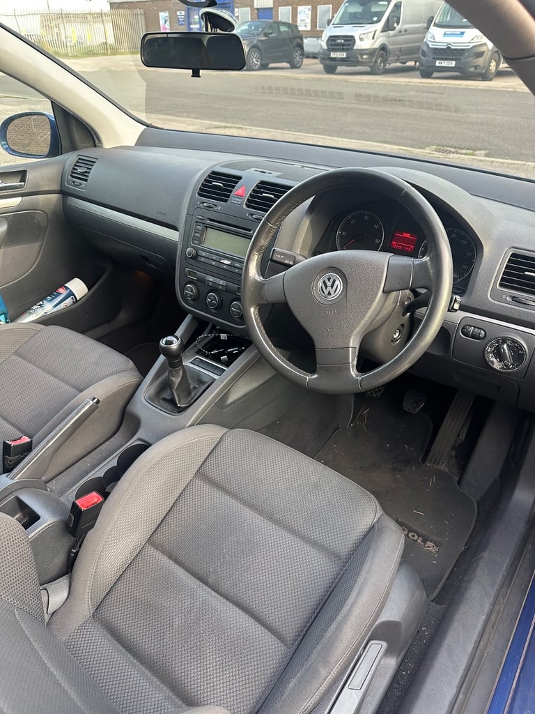 Volkswagen, GOLF, Hatchback, 2004, Manual, 1968 (cc), 3 doors