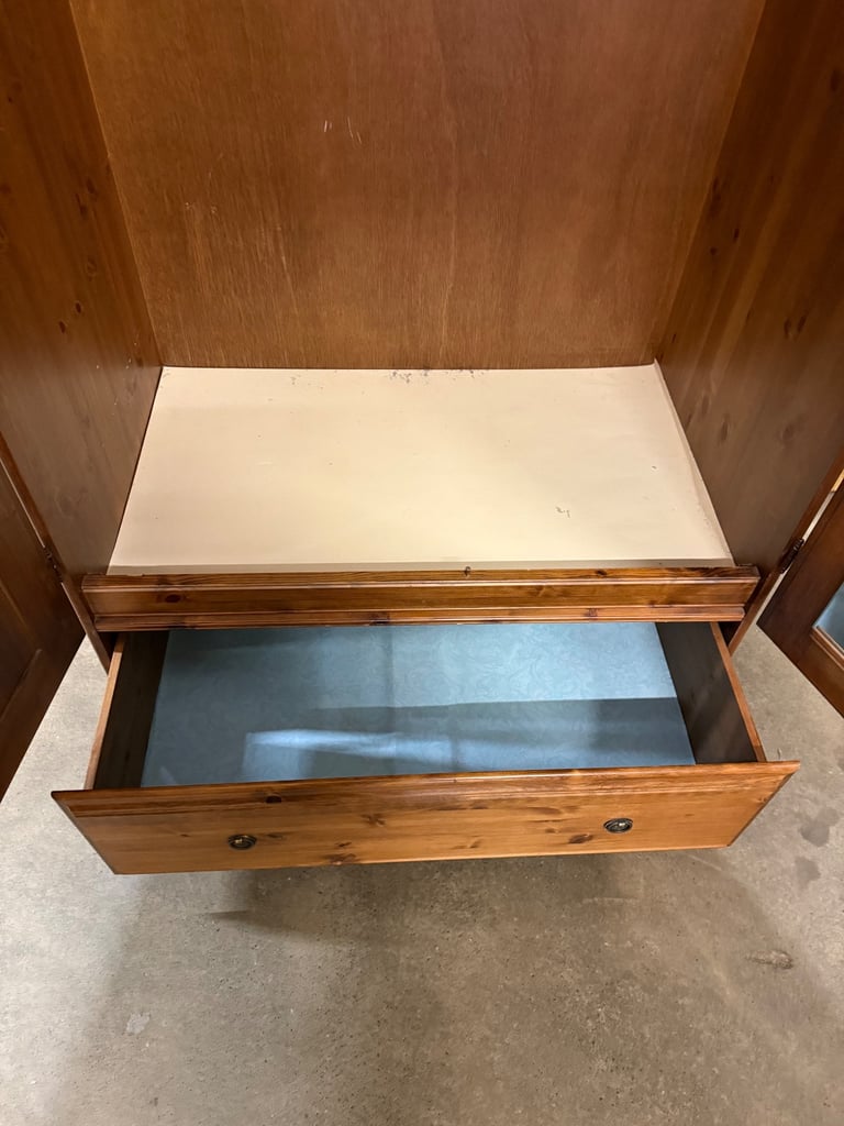 Ducal Pine Double Wardrobe With Drawers